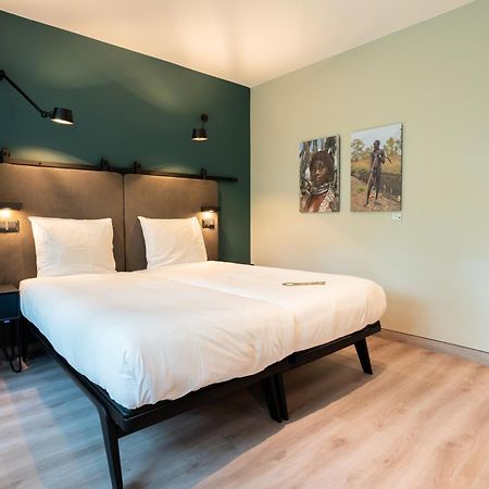 Hotel Kontakt Der Kontinenten Soesterberg Esterno foto